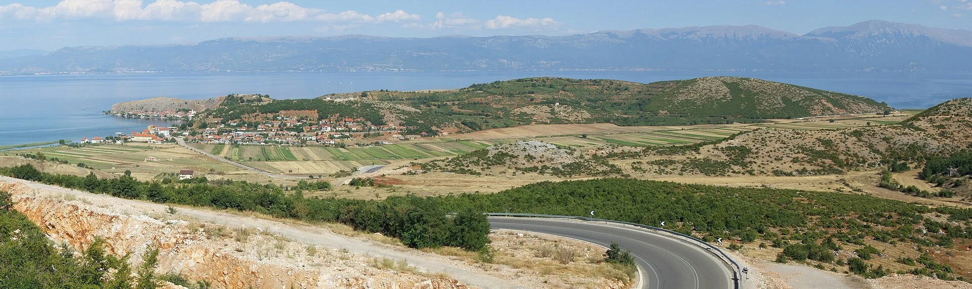 Lin, Albania