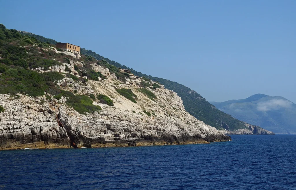 Sazan, Albania