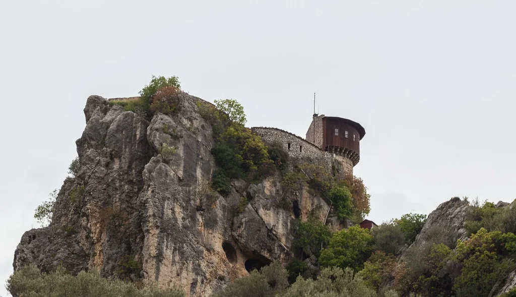 Petrela, Albania