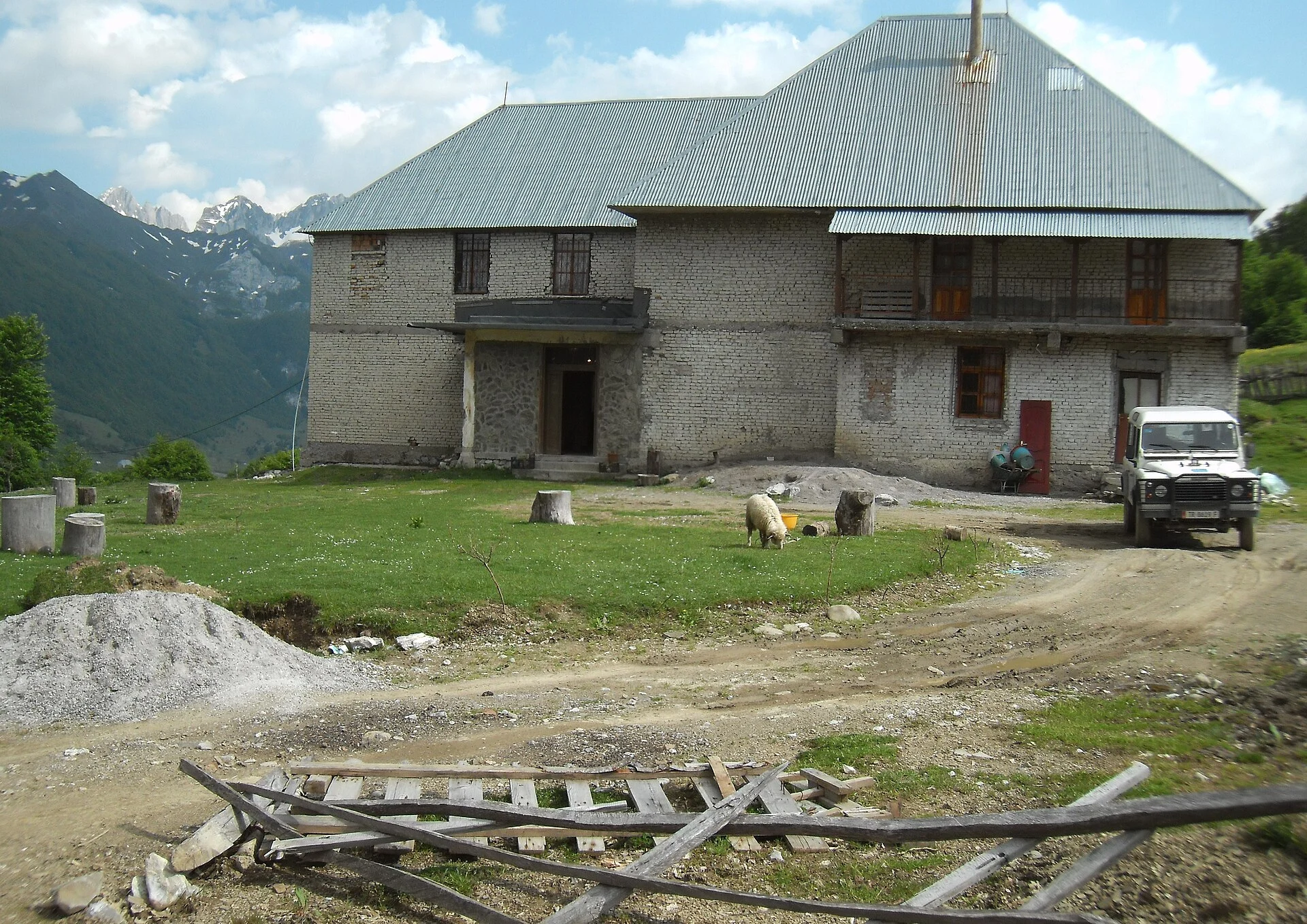 Lepushe, Albania