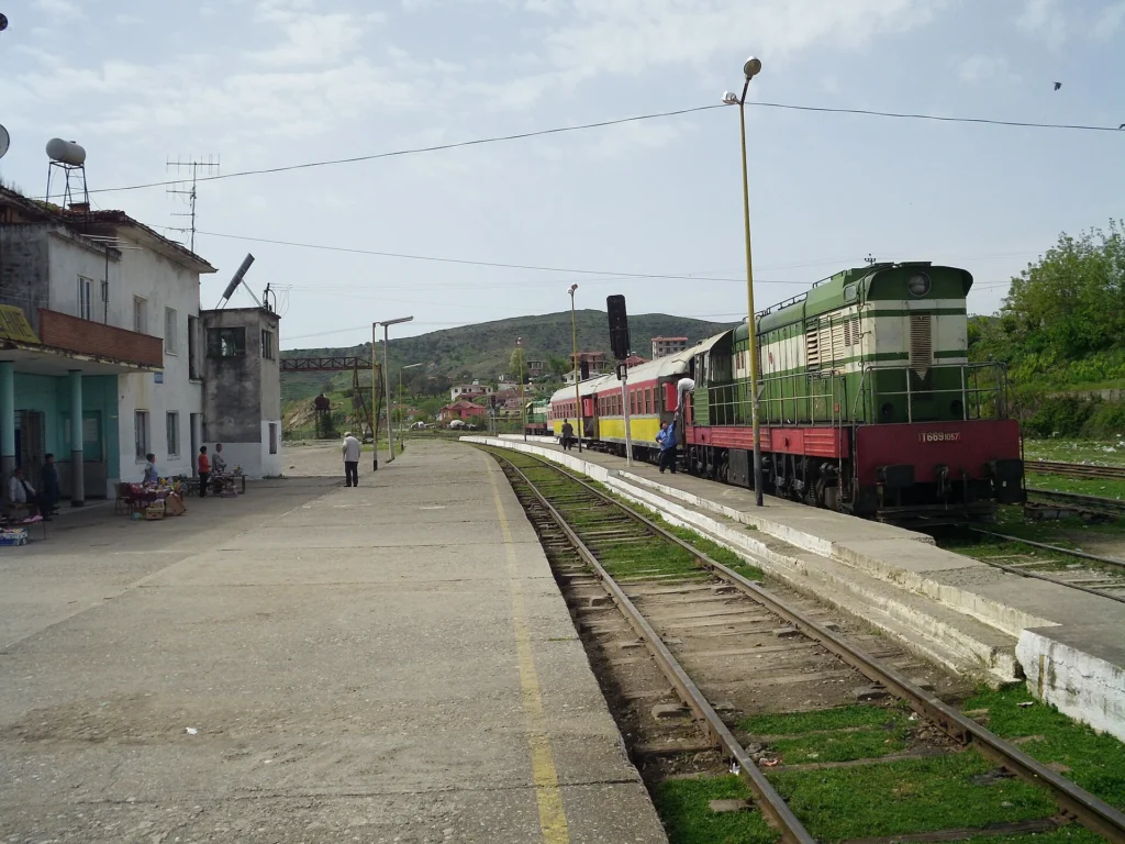 Rrogozhine, Albania