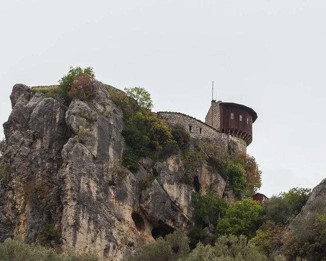 Petrela, Albania